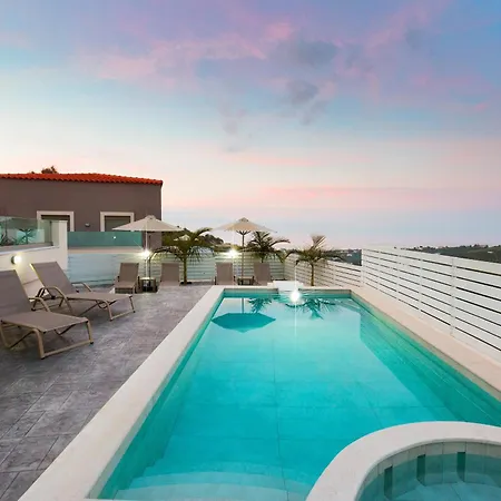 Elea Villa *